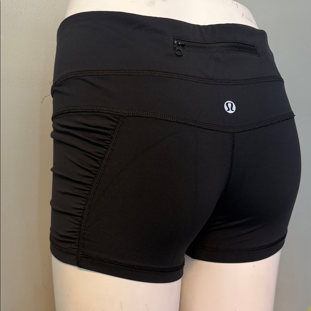 Lululemon size 8 Shorts